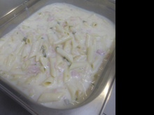 Penne prático de presunto e queijo