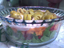 Salada colorida com creme