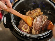 Nem acém, nem patinho: o corte perfeito para fazer na panela de pressão