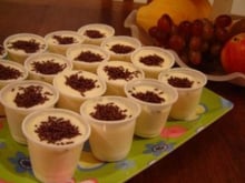 Docinho de copinho (coco ou chocolate)