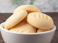 Sequilhos de leite condensado