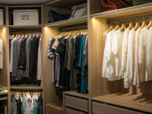 Adeus armário bagunçado com organizadores para closet e gavetas