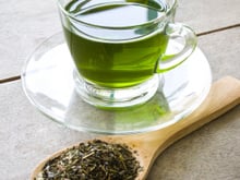 O que acontece se beber muito chá verde?