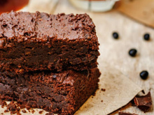 Você já comeu brownie de feijão? Parece estranho, mas essa receita é deliciosa e todo mundo deveria experimentar