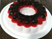Mousse de vinho com frutas