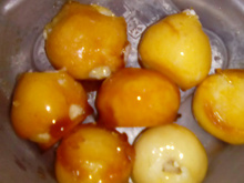 Beijinho de coco caramelizado