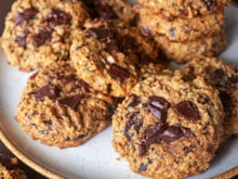Biscoitos de aveia sem batedeira: receita fácil, deliciosa e rica em fibras perfeita para o cafezinho da tarde!