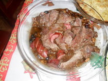 Carne recheada ao molho madeira