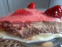 Pavê de chocolate e morangos