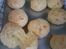 Pão de queijo mineiro