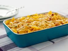 Macarrão gratinado com cheddar e bacon