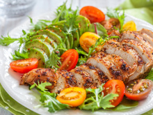 Dieta low carb emagrece? Descubra quais alimentos comer e veja sugestão de cardápio