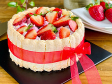 Torta Charlotte é a sobremesa de Natal que vai conquistar toda a sua família: receita é muito fácil e fica uma delícia