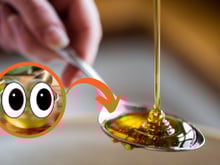 Quase ninguém sabe, mas essa é a técnica perfeita para tirar o mel do pote sem que ele grude na colher