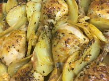 Coxa de frango assada com batatas da Priscila