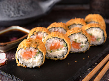 O japa tá caro? Aprenda a fazer seu próprio hot filadélfia em casa sem precisar gastar uma fortuna