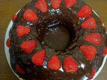 Bolo de chocolate cremoso