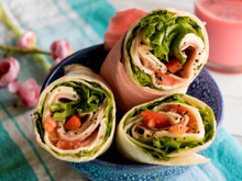 Wrap: como fazer o pão e 2 recheios deliciosos