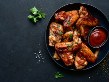 Asinha de frango de lamber os dedos: o segredo da receita está no tempero e fica uma delícia feita na airfryer!