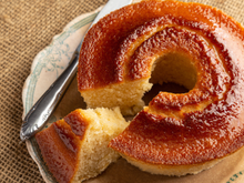 Nem manteiga cara, nem cobertura difícil: 3 bolos econômicos que sempre dão certo e faço toda semana