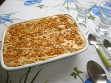 Torta de bolacha com doce de leite