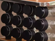 3 organizadores de temperos para você deixar toda sua cozinha nos trinques