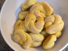 Broinha de fubá com leite condensado