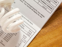 Aleluia! Já pode ligar a airfryer e o ar-condicionado porque a conta de luz vai ficar mais barata em novembro!