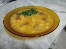 Sopa de mandioca com carne seca