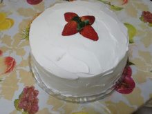 Bolo recheado de morango