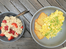 Ovos mexidos ou aveia: qual café da manhã é melhor para o seu nível de açúcar no sangue?