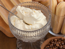 Chega de pagar caro: veja como fazer mascarpone caseiro com 2 ingredientes