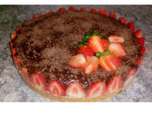 Torta de chocolate e morango