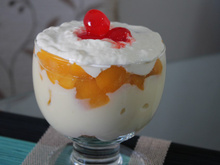 Pavê com pêssego simples: confira a receita