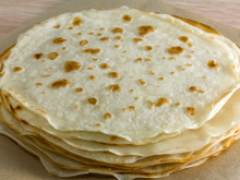 Como fazer tortillas caseiras: a receita de frigideira com 4 ingredientes que fica pronta em segundos