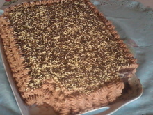 Bolo de chocolate com recheio de quatro leites