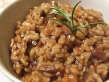 Esse é o melhor arroz de fraldinha que você vai comer: cremoso, muito bem temperado e irresistível