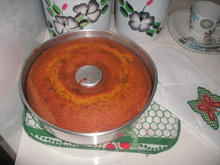 Bolo de cenoura com canela