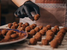 Renda extra: saiba como ganhar dinheiro na Páscoa cozinhando