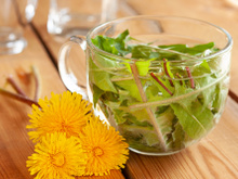 Bebida diurética elimina toxinas, reduz o inchaço e melhora o funcionamento do fígado e dos rins