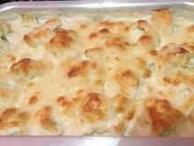 Receita fácil de couve-flor gratinada com molho branco