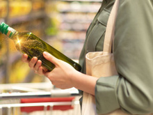 Dicas de ouro como o preço do azeite: 4 detalhes essenciais para checar antes de escolher o seu azeite