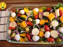 Salada tropical com molho especial é a receita que faço todo Natal: minha tia nem me deixa entrar na casa se eu não levar o prato