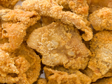 Pode comer pele de frango frita? Um conselho de centenários que vale guardar para a vida toda