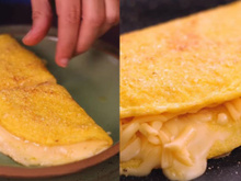 Troquei o pão por essa panqueca de milho de frigideira no café da manhã desde que a minha mãe cortou o glúten: fácil, rápido e gostoso