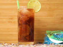 4 bebidas para churrasco refrescantes e deliciosas