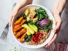 Como substituir proteína animal na alimentação vegana? Essas opções são as melhores e mais saborosas!