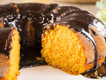 Essa receita de bolo de cenoura é a mais acessada do TudoGostoso há anos porque sempre dá certo