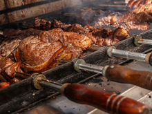 Tudo que você precisa para o churrasco de Carnaval gastando pouco