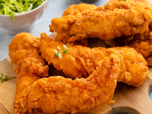 Sem fritura e muito mais leve: aprenda a fazer tirinhas de frango deliciosas e crocantes sem usar uma gota de óleo